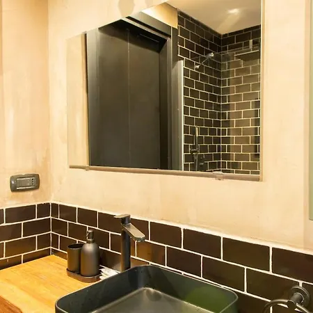 Loft With Panoramic View - 4 Guests Apartment Neapel